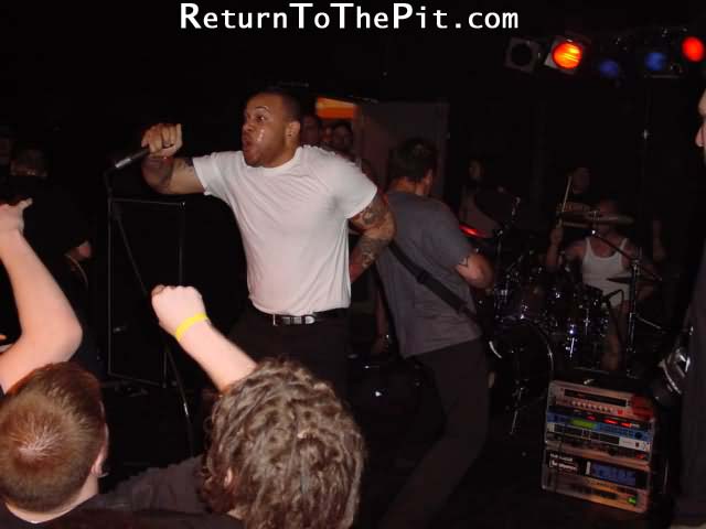 [blood has been shed on Apr 13, 2001 at The Palladium (Worcester, MA)]