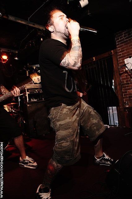 [breathe on Aug 23, 2009 at Dover Brickhouse (Dover, NH)]