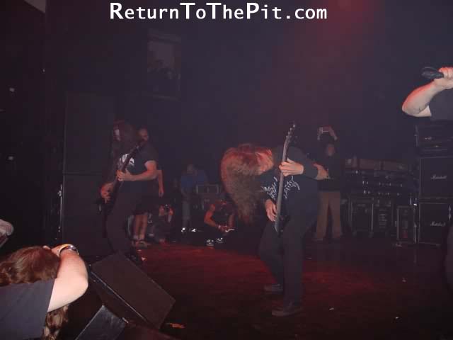 [cannibal corpse on Apr 13, 2001 at The Palladium (Worcester, MA)]