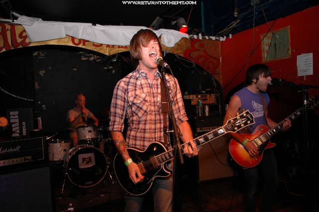 [clouds on Aug 23, 2005 at Middle East (Cambridge, Ma)]