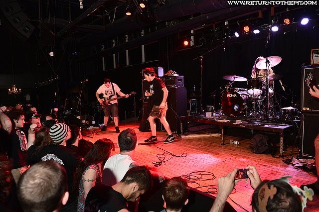 [coke bust on May 24, 2015 at Baltimore Sound Stage (Baltimore, MD)]