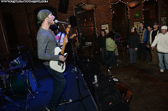 [dead cats dead rats on Feb 20, 2013 at Fury's Publick House (Dover, NH)]