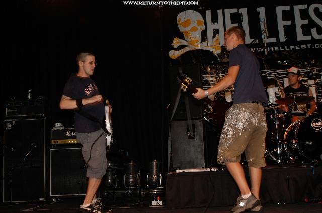 [draw blood on Jul 23, 2004 at Hellfest - Trustkill Stage (Elizabeth, NJ)]