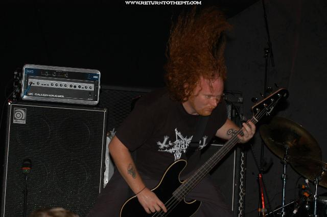 [jungle rot on Sep 22, 2004 at the Webster Theater (Hartford, CT)]