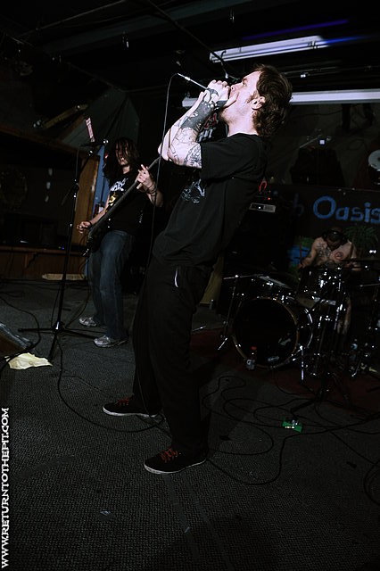 [living void on Apr 1, 2011 at Club Oasis (Worcester, MA)]
