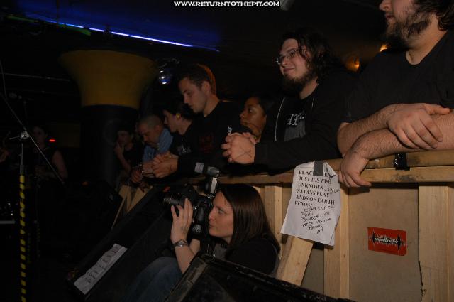 [randomshots on Oct 2, 2004 at the Bombshelter (Manchester, NH)]