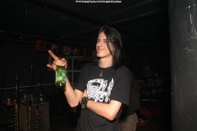 [randomshots on Oct 2, 2004 at the Bombshelter (Manchester, NH)]