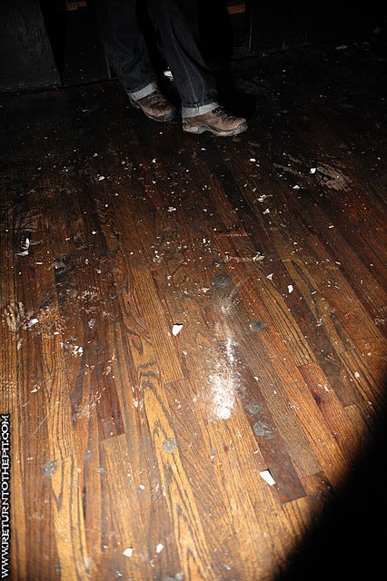 [randomshots on May 10, 2009 at Club Hell (Providence, RI)]