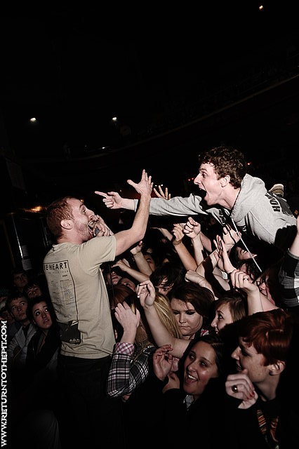 [therefore i am on Dec 27, 2009 at the Palladium (Worcester, MA)]