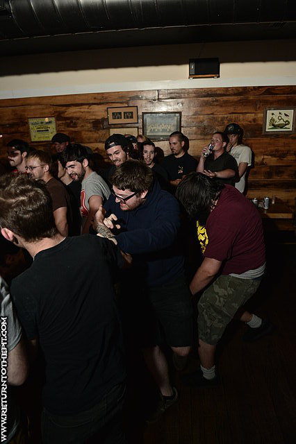 [trap them on Jul 18, 2014 at Sonny's Tavern (Dover, NH)]