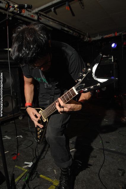 [withered on Oct 13, 2006 at Middle East (Cambridge, Ma)]