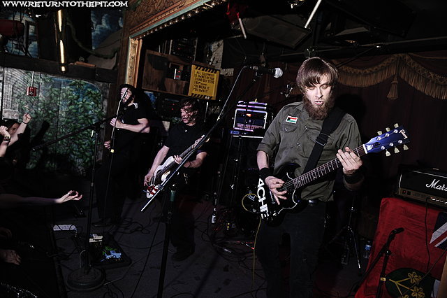 [woods of ypres on May 6, 2011 at Ralph's (Worcester, MA)]